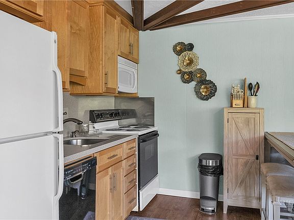 5th image of 315 Timber Ridge Road #E14