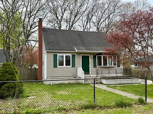 126 Flower Rd Photo 1