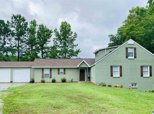 124 White St, Rainbow City, AL 35906