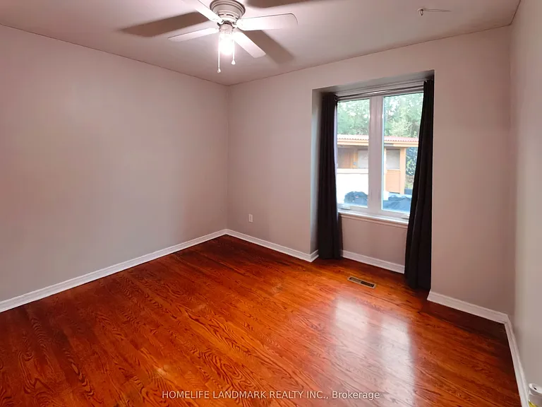 2673 Constable Rd — Photo 15