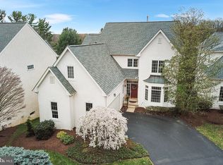 16 Riders Run, Newtown Square, PA 19073