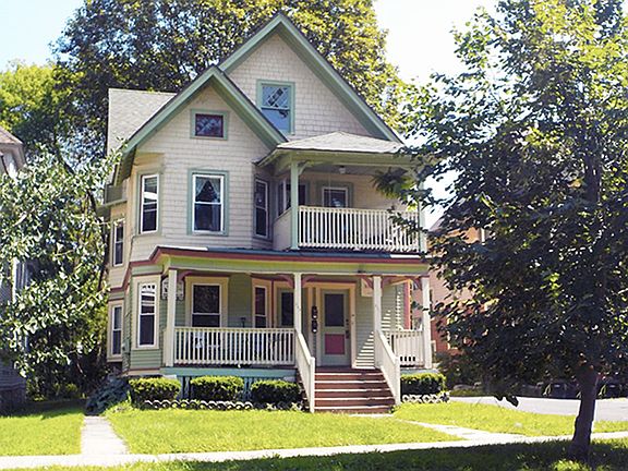 2nd image of 829 Westcott St #0
