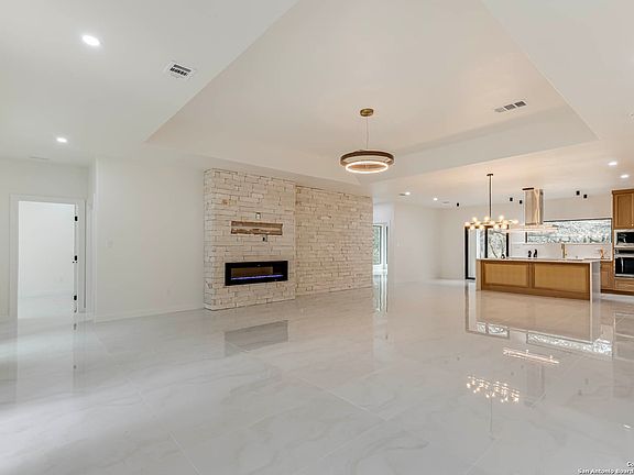 5th image of 864 Paddy Rd