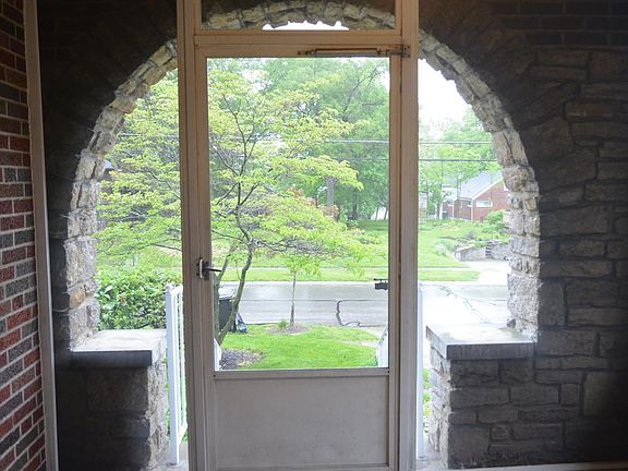 3rd image of 1615 Harbeson Ave