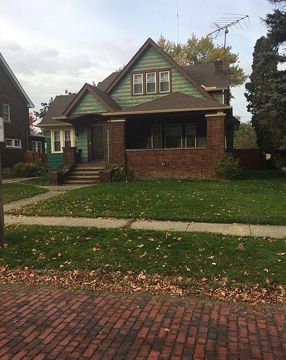 1st image of 1082 E 176th St