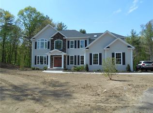 60 Spencers Grant Dr, East Greenwich, RI 02818