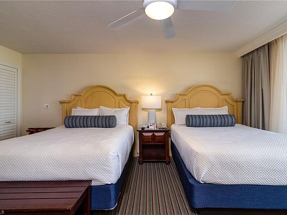4th image of 140 Estero Blvd #2110