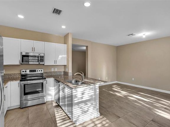 2nd image of 20586 NE 2nd Ct #20110