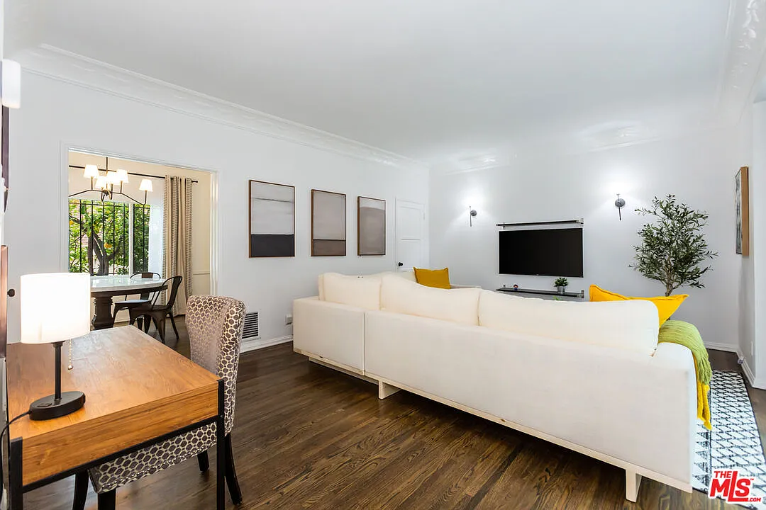 1 bed, 875 sqft, $3,750 — Photo 4