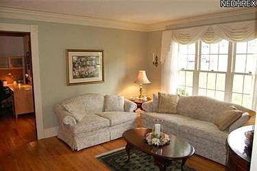4th image of 7680 Woodspring Ln