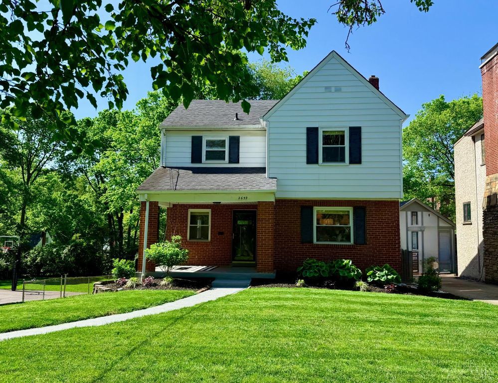 Real estate listing image