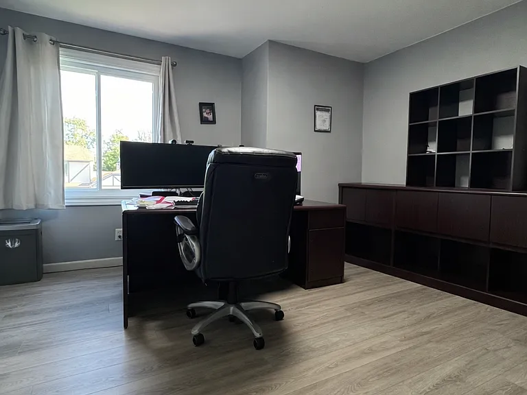 4th bedroom/office