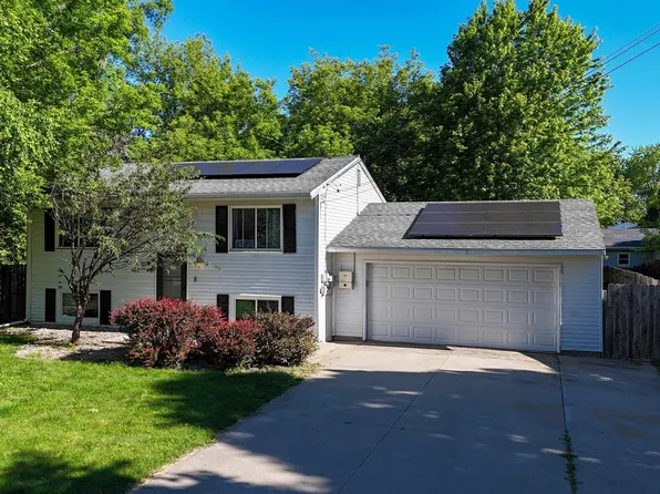 1712 Elm St, Mount Pleasant, MI 48858