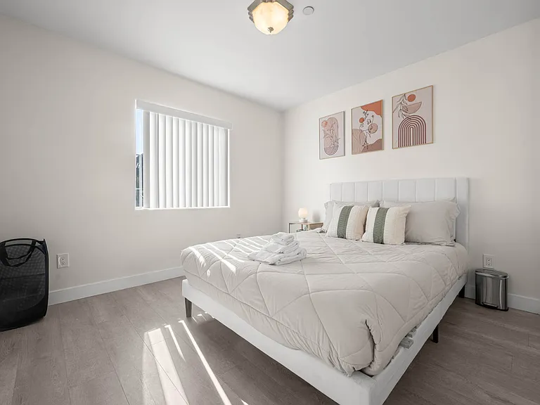 2239 N Niagara St #103 — Photo 7