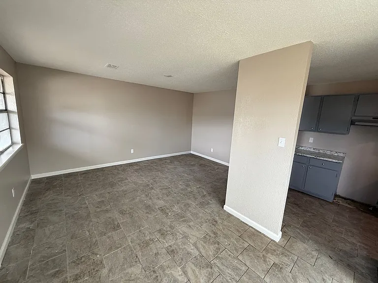 2700 N Rudy Rd — Photo 1