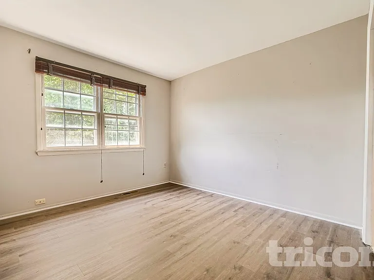1103 Riverboat Ct — Photo 15
