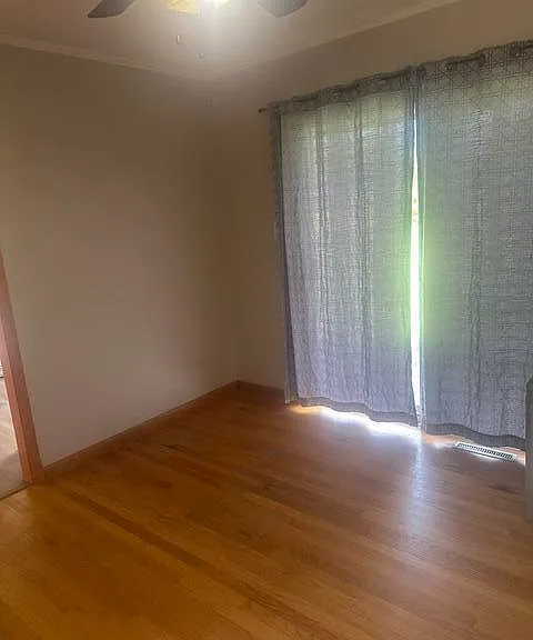 148 Fredrick Ln — Photo 3