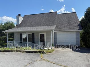 263 Copper Hill Dr, Johnson City, TN 37601