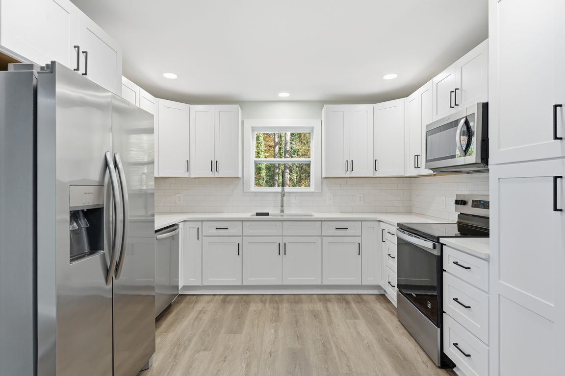 next background image