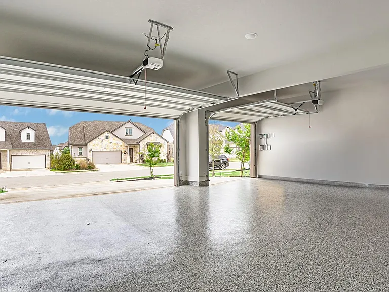 6721 Empresa Dr — Photo 41