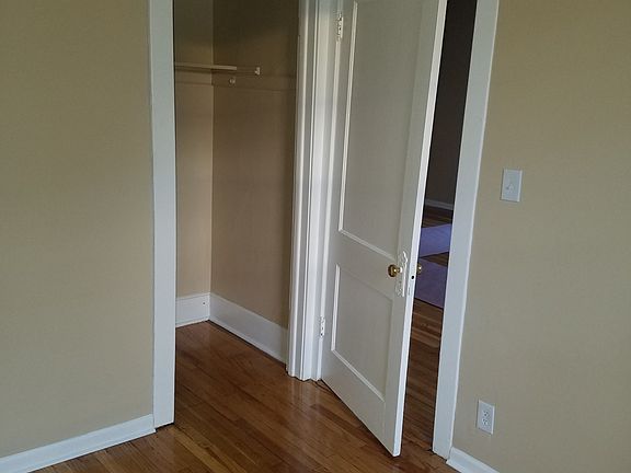 2nd image of 9817 S Vanderpoel Avenue # Fl 2nd