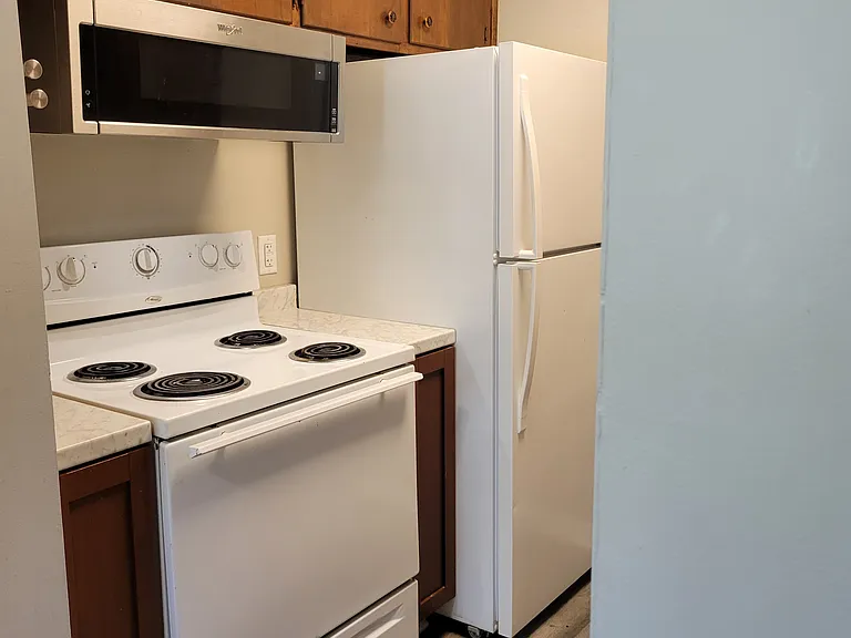 5725 Leavenworth Rd #4 — Photo 7
