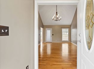 1024 Robert Elder Ct, Cedar Hill, TN 37032