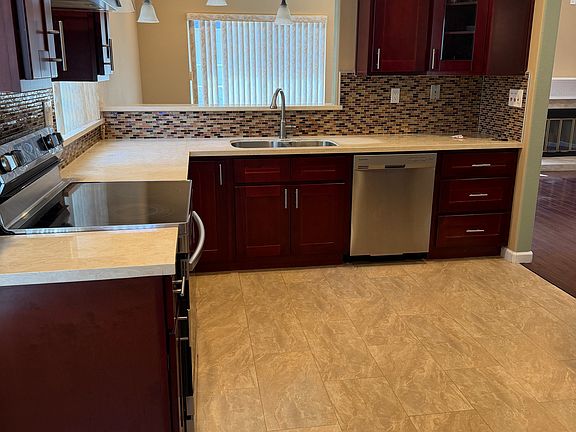 5th image of 1554 Timber Creek Dr