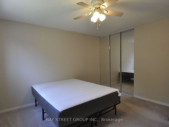 2nd image of 3015 Sandlewood Ct
