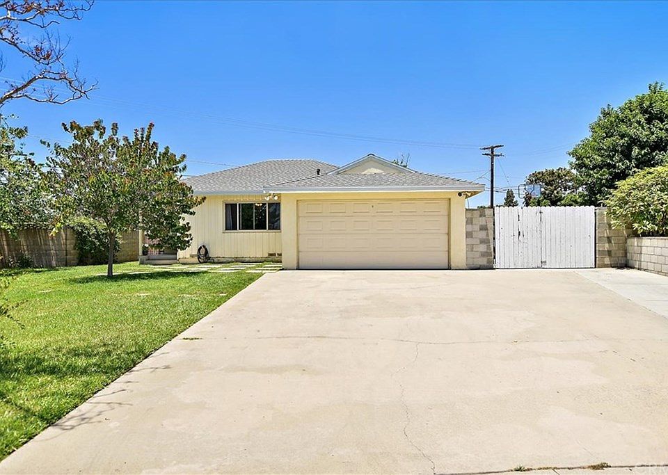 1st image of 1362 N Chaffey Ct