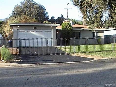 2nd image of 25820 Pumalo St