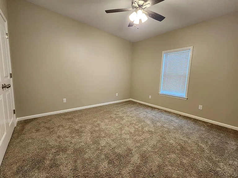 117 Stonebriar Dr — Photo 12