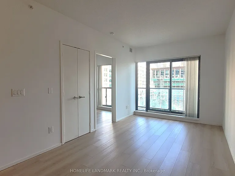 159 Dundas St E #908 — Photo 1
