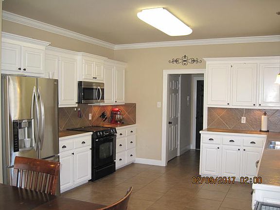 4th image of 12549 Sylvan Ct