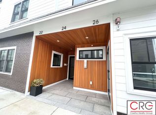22 Berkshire St #301, Cambridge, MA 02141