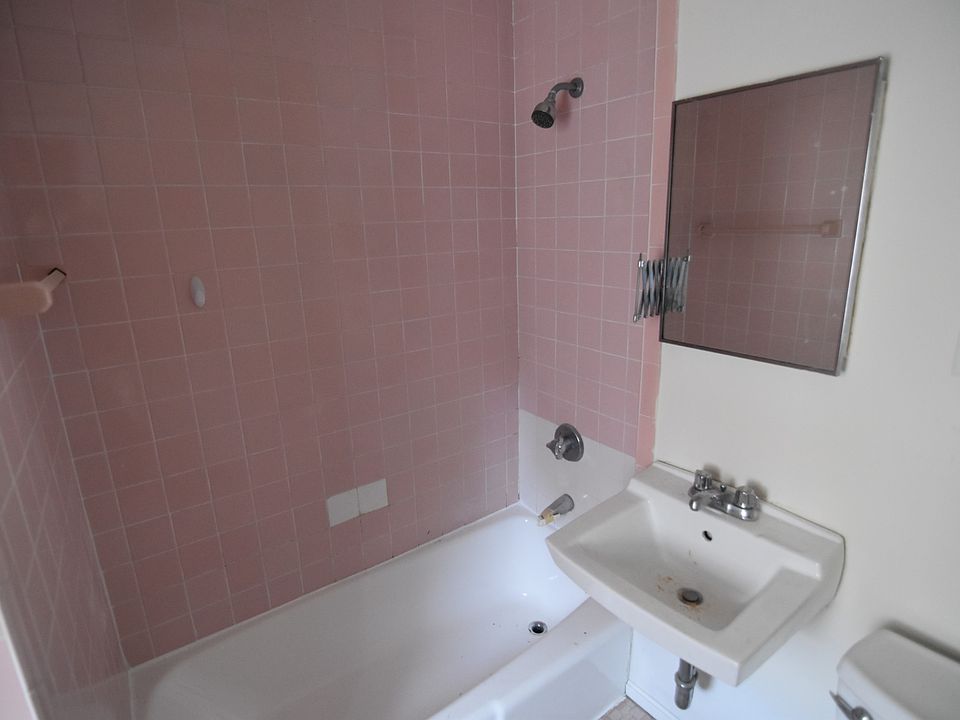 1st image of 381 Harvard St APT 1A