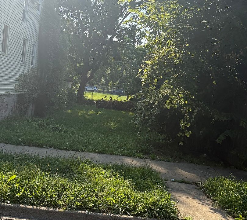 1st image of 6618 S May St
