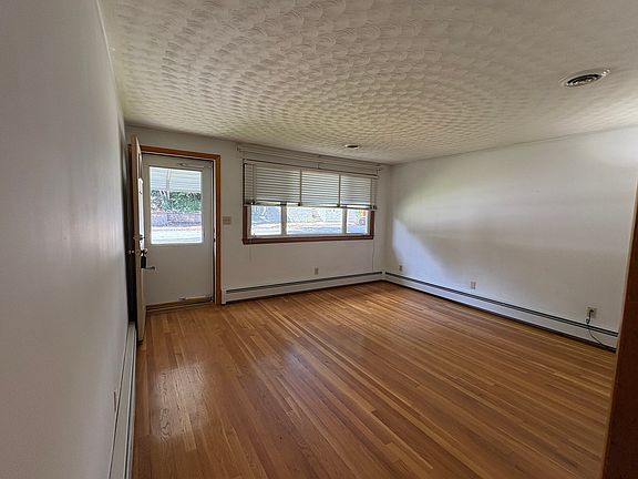 5th image of 175 Dana Ave