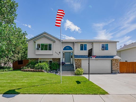 2nd image of 3023 Caysie Ln