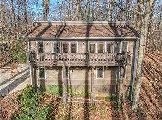 520 Miltwood Dr, Greensboro, NC 27455