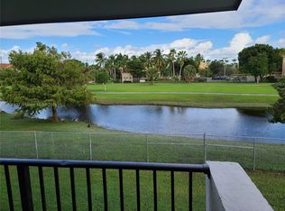 Villa Bellini, Hialeah, FL 33015