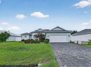 1438 SW Calmar Ave, Port Saint Lucie, FL 34953