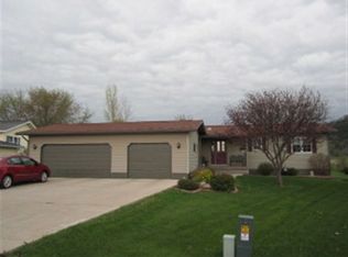 1703 E Fowler St, Prairie Du Chien, WI 53821