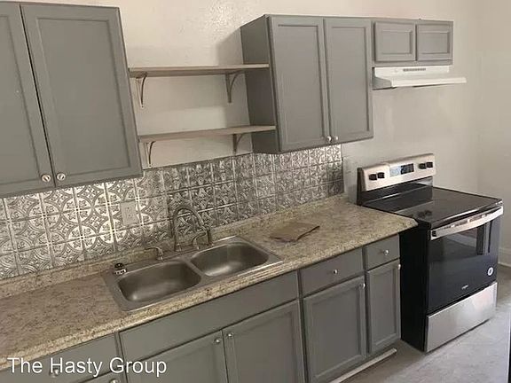 4th image of 4419 Independence Ave Floor 2W