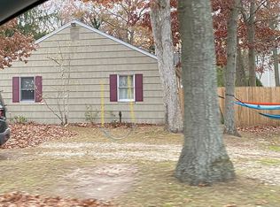 36 Halesite Dr, Sound Beach, NY 11789