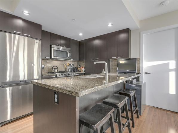2 bedroom rental in Burnaby — photo 7