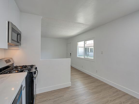 3rd image of 3926 Gibraltar Ave #9