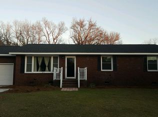 116 Hutto St, Harleyville, SC 29448