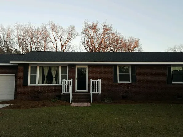 116 Hutto St, Harleyville, SC 29448