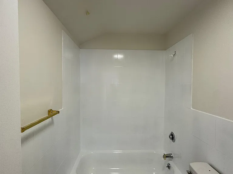 69-19 Bayfield Ave #2 — Photo 4
